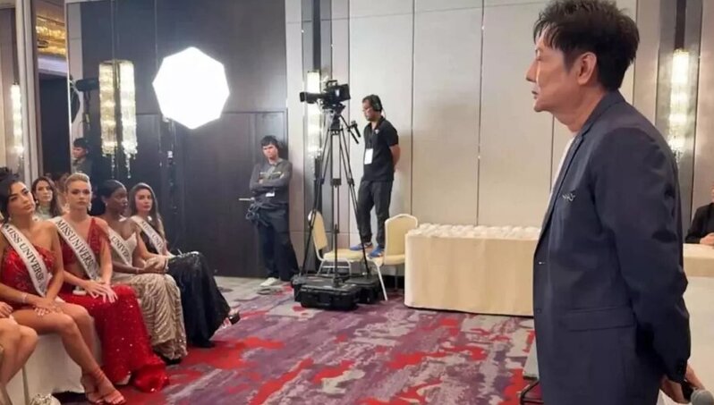 "Kainat Gözəli" yarışmasında qalmaqal: İştrakçılar salonu tərk etdi - VİDEO