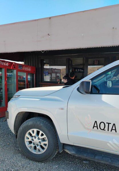 Saxta olduğu azmış kimi içindən milçək də çıxdı - Fotolar