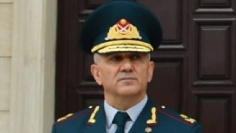 Təqaüdə göndərilən general yenidən xidmətə qayıtdı