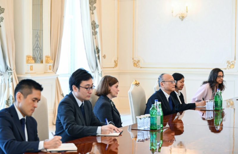 Prezident İlham Əliyev Asiya İnkişaf Bankının nümayəndə heyətini qəbul edib