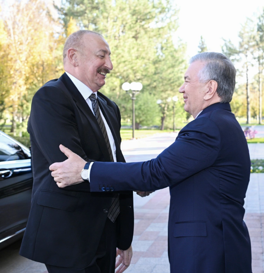 Daşkənddə İlham Əliyevin Özbəkistan prezidenti ilə təkbətək görüşü olub