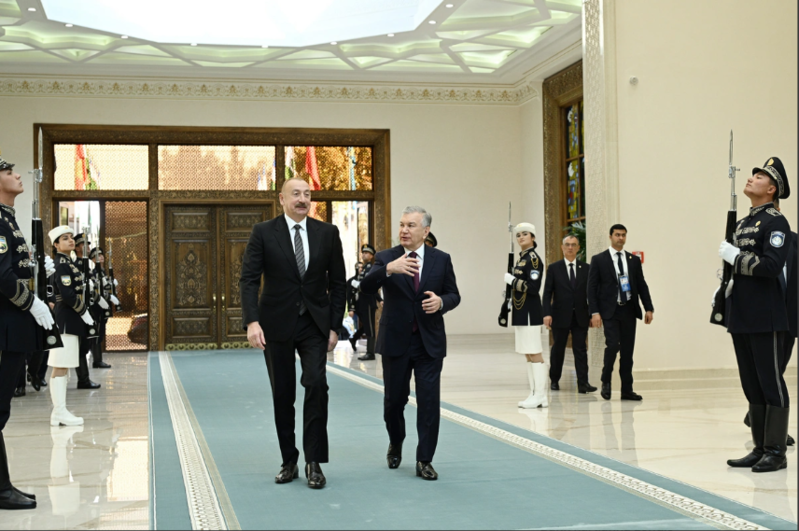 Daşkənddə İlham Əliyevin Özbəkistan prezidenti ilə təkbətək görüşü olub