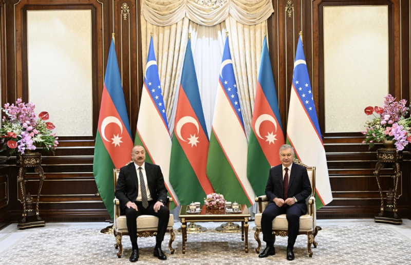 Daşkənddə İlham Əliyevin Özbəkistan prezidenti ilə təkbətək görüşü olub