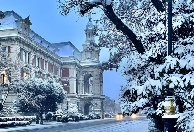 Bakıda qarla bağlı TƏCİLİ MÜŞAVİRƏ - Tapşırıqlar verildi