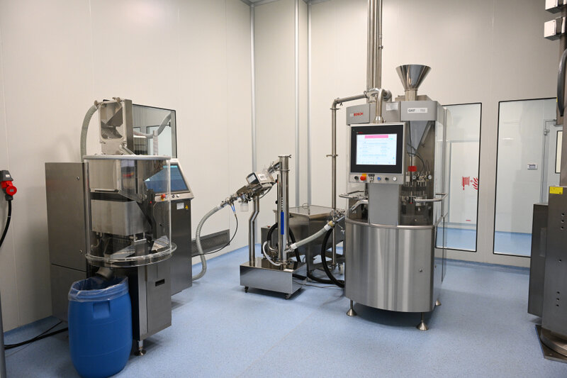 Prezident dərman preparatları istehsalı müəssisəsinin açılışında iştirak etdi (FOTO)