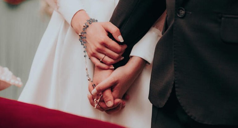 Bakıda toy yasa döndü