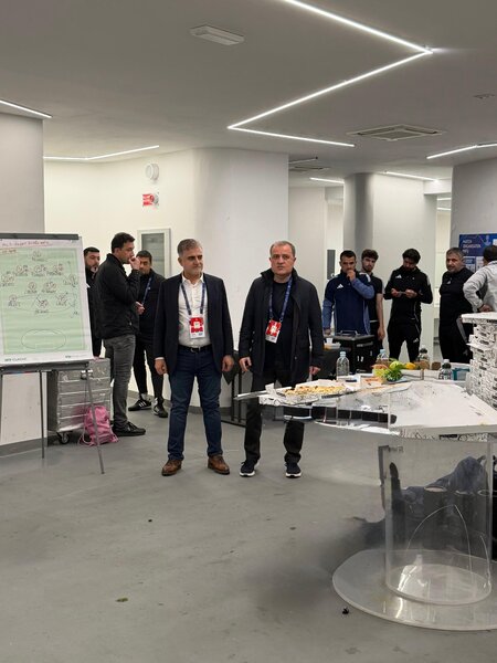 Nazir "Qarabağ" - "Napoli" oyununu stadiondan izlədi