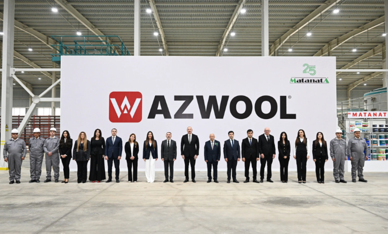 İlham Əliyev AZWOOL mineral daş yunu zavodunun açılışında iştirak edib