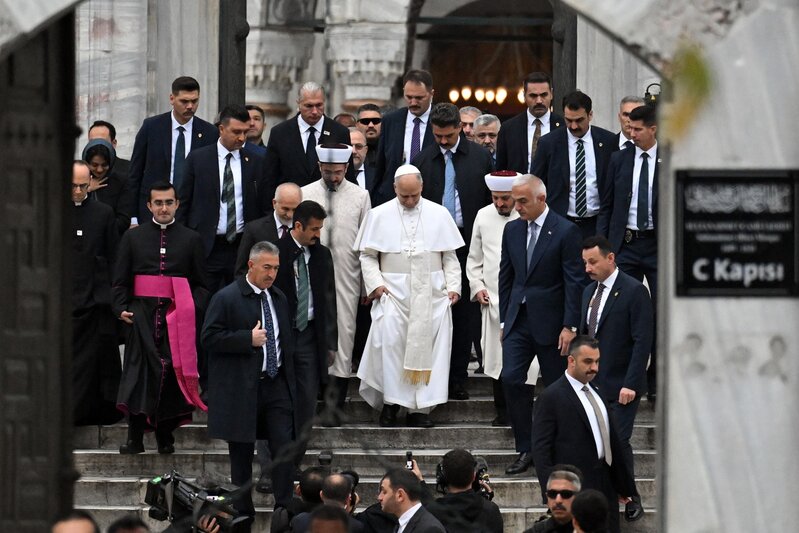 Papa Sultanəhməd məscidində - Video