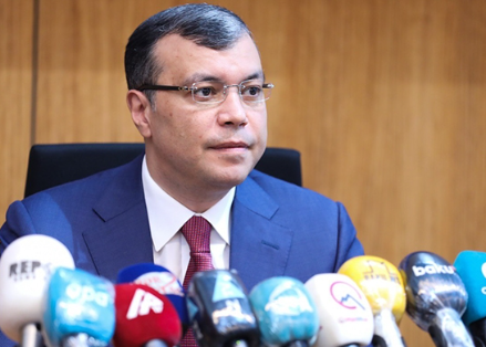 Bu şəxslər 16 manatı ödəməyəcək - Nazir açıqladı