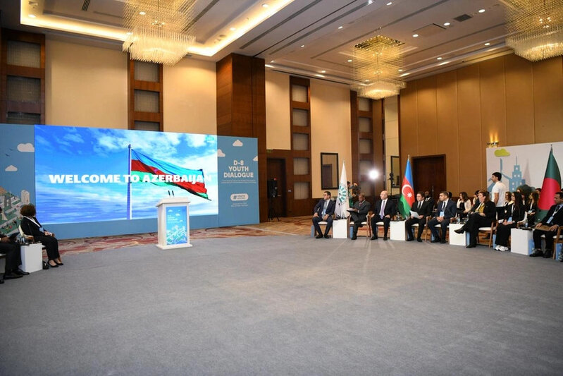 Bakıda ilk dəfə D-8 Gənclər Dialoqu keçirilir