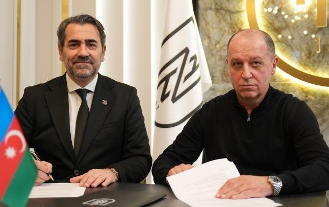 "Neftçi"də ata-oğul işləyəcəklər