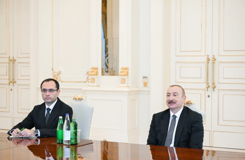 İlham Əliyev "John Deere" şirkətinin Mərkəzi Asiya və MDB ölkələri üzrə prezidentini qəbul edib