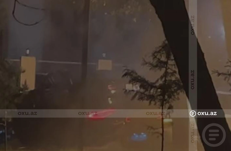 Bakıda "Porsche"nin düşdüyü qəzada GÜCLÜ YANĞIN: Xəsarət alanın vəziyyəti açıqlandı