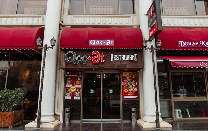 "Qoç ət"in dönərindən 20 sm tük çıxıb? - "Əməkdaşlarımız saçı qısa olan kişilərdir"