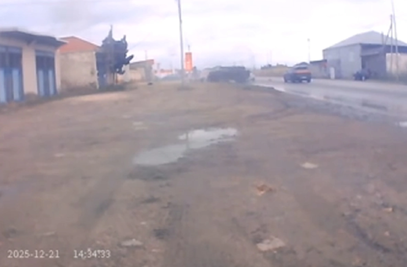 Bakıda 19 yaşlı oğlanın ölümünə səbəb olan qəzanın ANBAAN GÖRÜNTÜSÜ