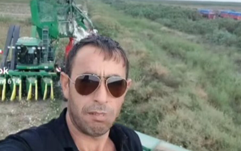 Faciəli şəkildə ölən kombaynçının - Fotosu