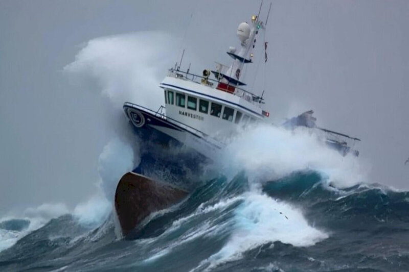 Küləkli hava şəraiti ilə bağlı gəmilərə xəbərdarlıq edildi