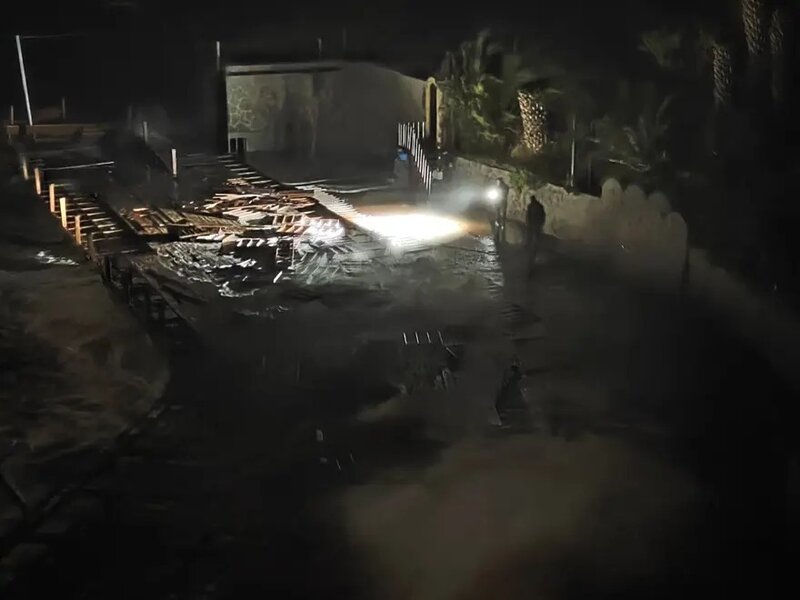 Türkiyədə fırtına həyatı iflic etdi - 3 nəfər öldü-Fotolar