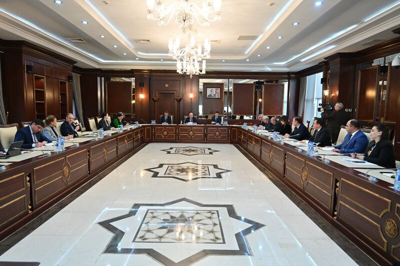 Əmək və sosial siyasət komitəsinin 2026-cı ilin yaz sessiyasında ilk iclası keçirilib