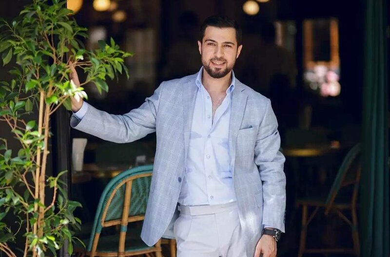 Namiq Qaraçuxurlu dəbdəbəli evindən VİDEO paylaşdı