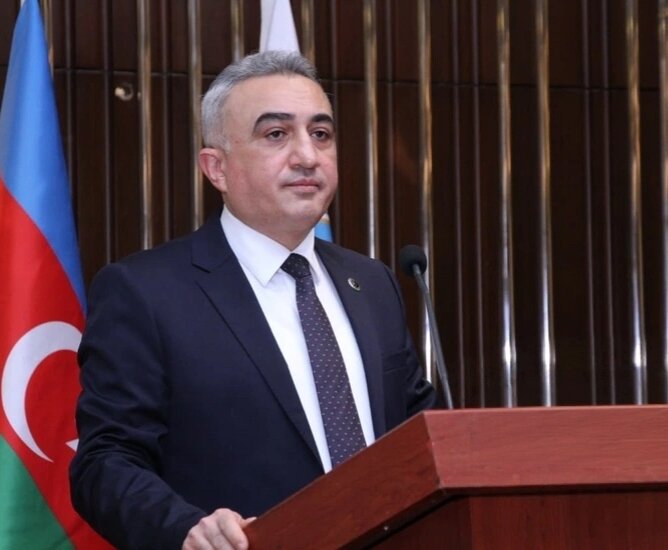 Azərbaycanda aktiv fəaliyyətdə olan vəkillərin sayı açıqlanıb