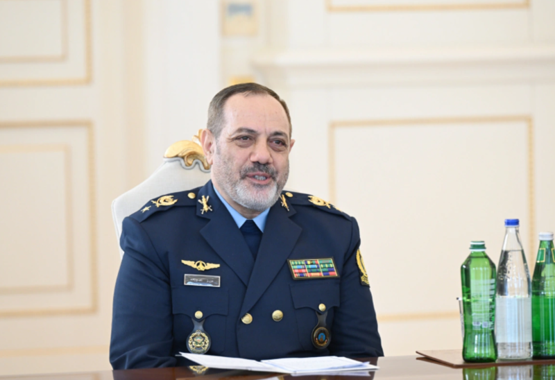 Prezident İranın müdafiə və silahlı qüvvələrə dəstək nazirinin başçılıq etdiyi nümayəndə heyətini qəbul edib