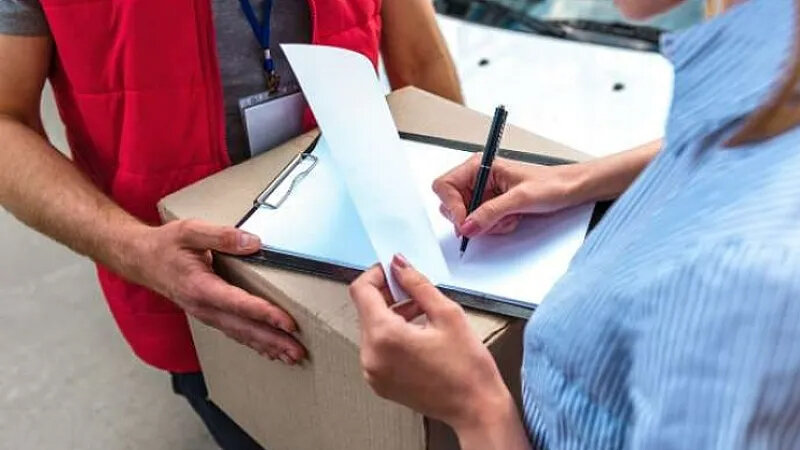 Xaricdən məhsul sifariş edənlərin nəzərinə: Yeni qayda... (VİDEO)