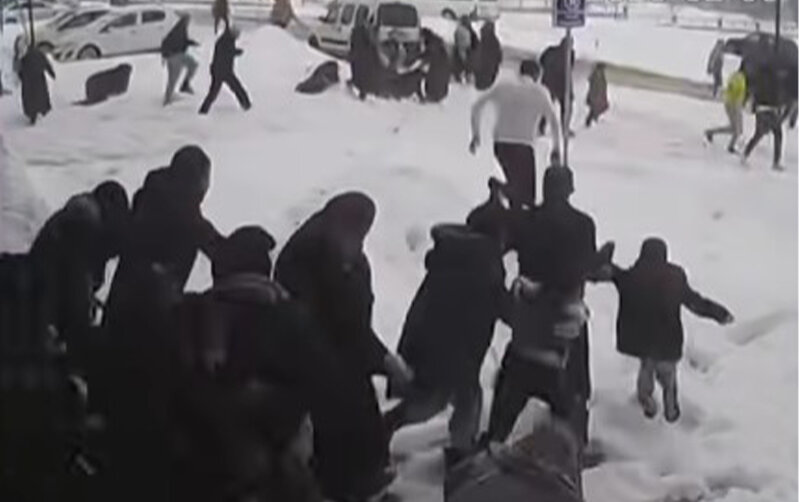 Türkiyədəki dəhşətli zəlzələdən yeni kadrlar - Video