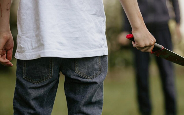 Yeniyetmələr arasında bıçaqlanma - 3 nəfər yaralandı- Yenilənib