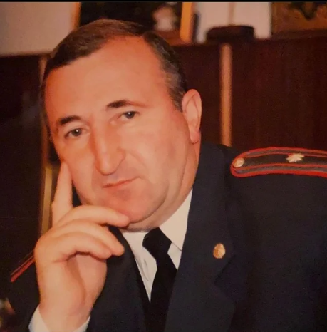 Sabiq polis rəisi vəfat etdi (FOTO)