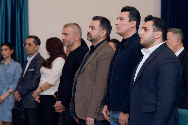 Qurban Qurbanov xanımı ilə tədbirdə - Foto