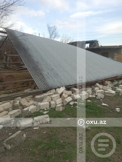 Zəlzələ Şamaxı və Ağsuda evlərə ciddi ziyan vurdu: Dağıntılar var