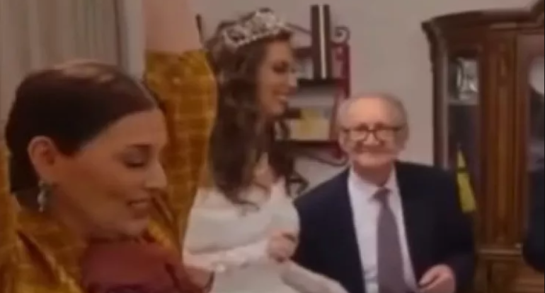 Bakıda 93 yaşlı kişi 42 yaşlı qadınla evləndi: Toyda Elza oxudu - VİDEO