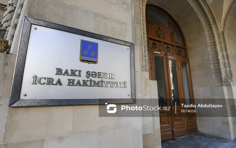 "Paytaxtda kollektorlar tərəfindən suların kənarlaşdırılmasında problemlər yaranıb" - Bakı Şəhər İcra Hakimiyyətindən AÇIQLAMA