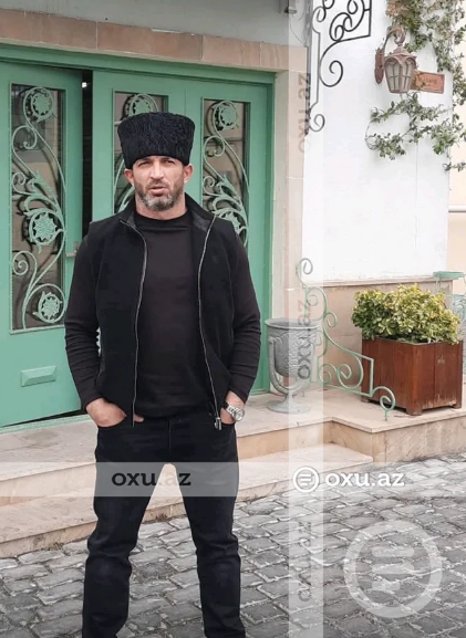 Ərini güllələyərək həyətdə basdırmaqda təqsirləndirilən qadın: "Səhərə qədər yer qazmışam"