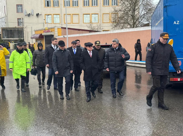 Kəmaləddin Heydərov Keşlədə suyun təsirinə məruz qalmış əraziyə gedib - FOTO - VİDEO