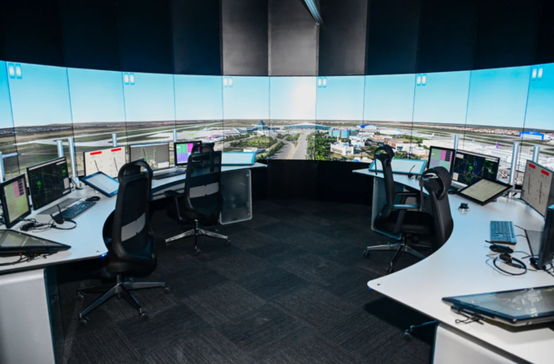 Prezident İlham Əliyev Milli Aviasiya Akademiyasında Beynəlxalq Təlim Mərkəzinin açılışında iştirak edib - FOTO