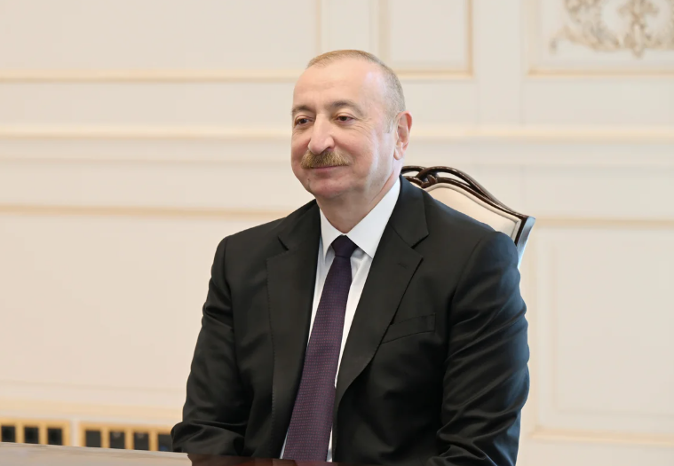 İlham Əliyev Birləşmiş Ərəb Əmirliklərinin nümayəndə heyətini qəbul edib - FOTO