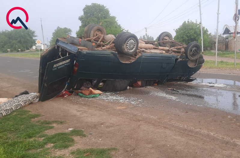 Goranboyda qəzaya düşən mikroavtobus aşdı - 7 qadın yaralandı - Foto