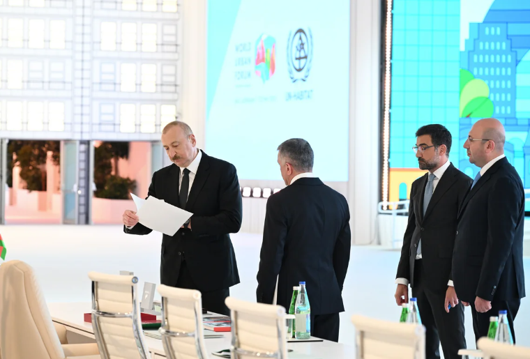 Prezident İlham Əliyev Bakı Olimpiya Stadionunun ərazisində WUF13 ilə bağlı görülən işlərlə tanış olub - FOTO
