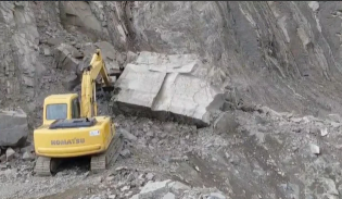 Lahıc yolunda UÇQUN: Rayon mərkəzi ilə ƏLAQƏ KƏSİLDİ