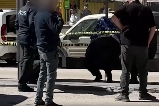 Çörək almağa gedən yaşlı kişi avtobus dayanacağında ölü tapıldı