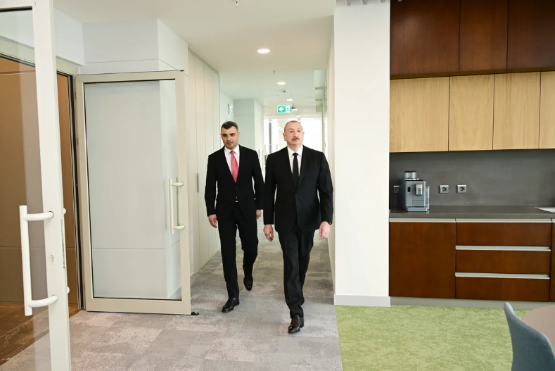 Prezident İlham Əliyev Mərkəzi Bankın yeni binasının açılışında iştirak edib - FOTO