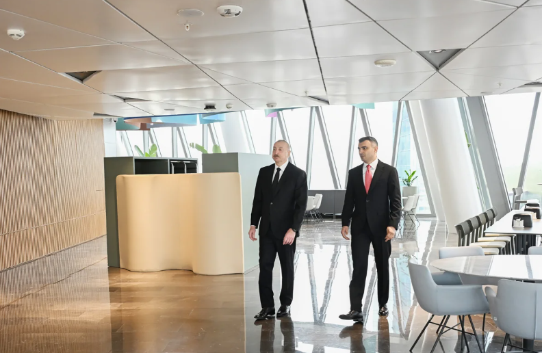 Prezident İlham Əliyev Mərkəzi Bankın yeni binasının açılışında iştirak edib - FOTO