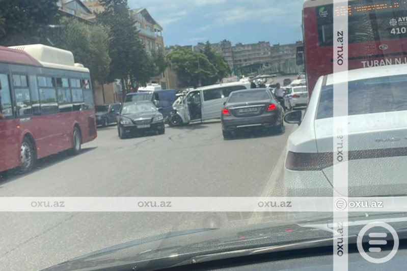 Bakıda yeddi avtomobil toqquşdu: Zəncirvari qəzanın TƏFƏRRÜATI AÇIQLANDI