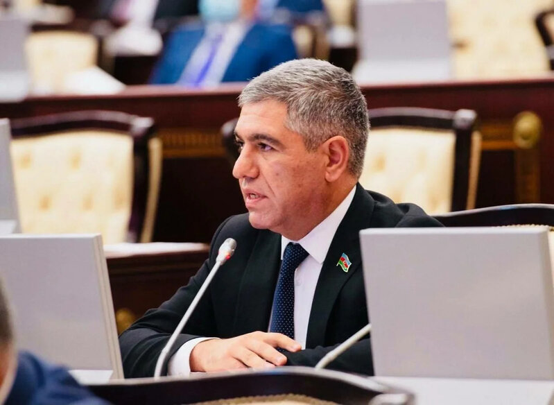 Bakıda tezliklə dəyişkən iş qrafikinə keçilə bilər