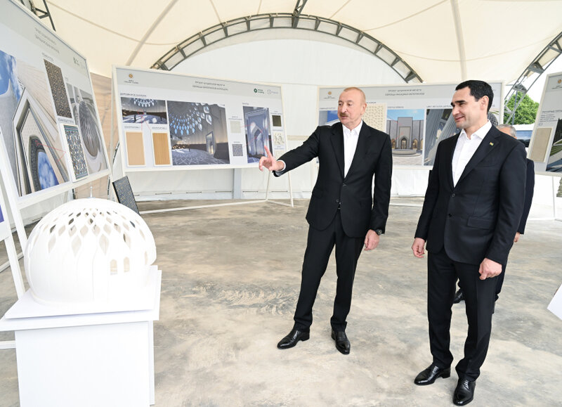 Şuşa məscidində tikinti işləri ilə tanış oldular - Fotolar