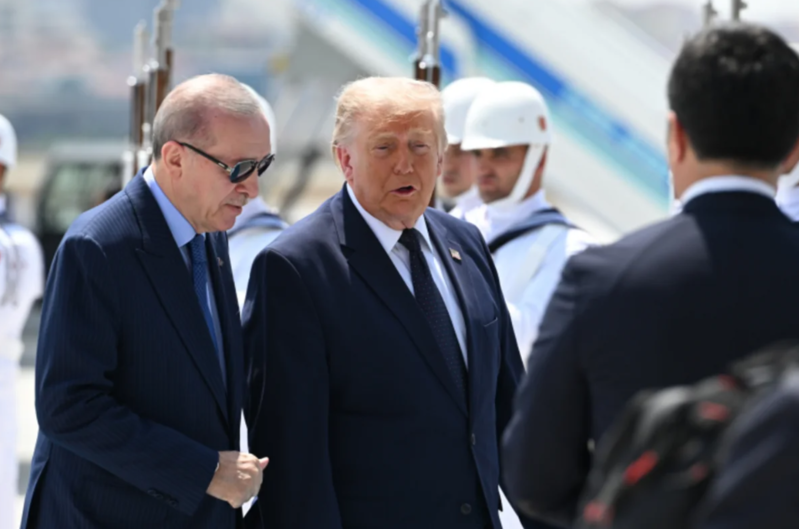Tramp və Ərdoğan arasında görüş keçirilir