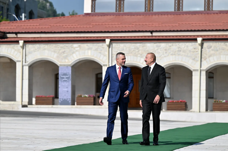 İlham Əliyev Şuşada Peter Pelleqrinini qarşıladı - FOTO